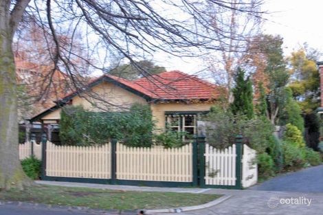 Property photo of 4 Dillon Grove Glen Iris VIC 3146