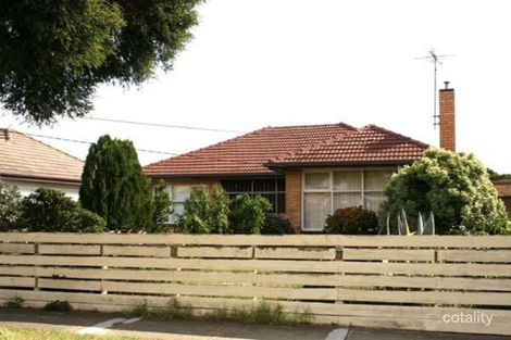 17 Heron Ave, Sunshine North, VIC 3020