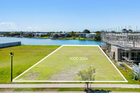 Property photo of 90 Lake Serenity Boulevard Helensvale QLD 4212