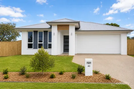 40 Golf View, Coral Cove, QLD 4670
