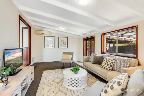 Property photo of 36 Debra Street Centenary Heights QLD 4350