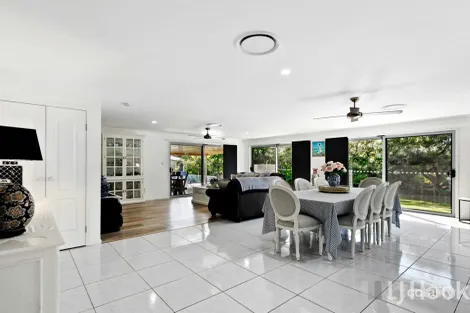 Property photo of 5 Pinnacle Court Craignish QLD 4655