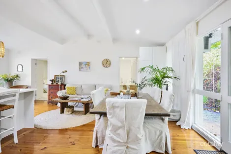 Property photo of 16 Mont Albert Road Ferntree Gully VIC 3156