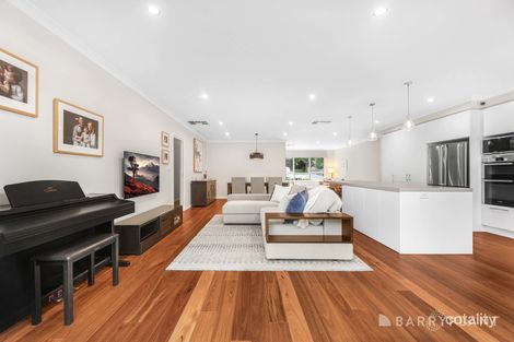 Property photo of 7 Mandowie Crescent Croydon VIC 3136