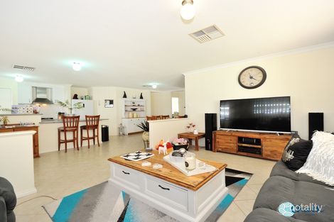 Property photo of 15 Hillcrest Court Port Kennedy WA 6172