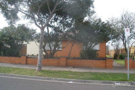 24 Logan St, Glenroy, VIC 3046