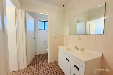 Property photo of 9 Barton Street Parkes NSW 2870