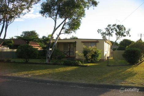 30 President Wilson Walk, Tanilba Bay, NSW 2319