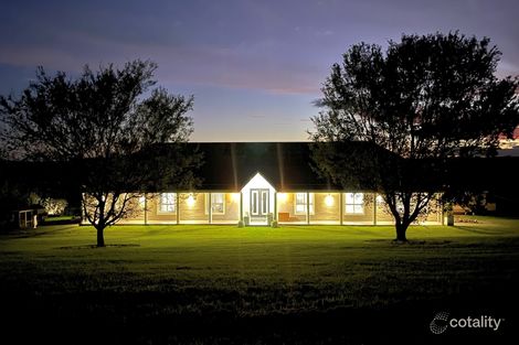 4 Westminster Pl, Razorback, NSW 2571