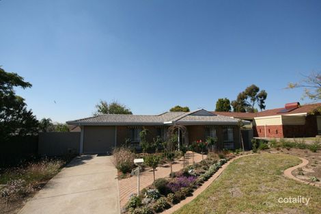 8 Surreyville Gr, Old Reynella, SA 5161