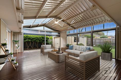 Property photo of 22 Royena Road Moorabbin VIC 3189