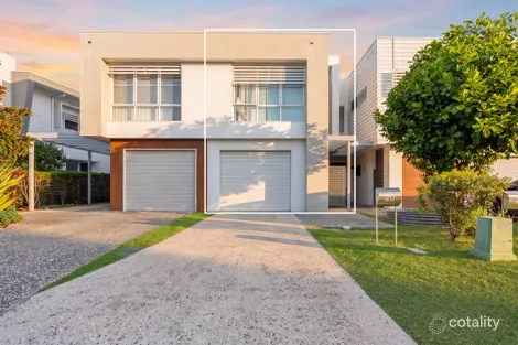 Property photo of 20 Florabella Drive Robina QLD 4226