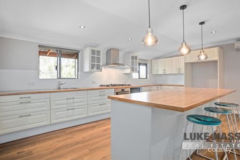 Property photo of 11 Winstanley Road Roleystone WA 6111