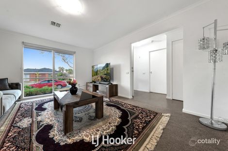 Property photo of 34 Broome Crescent Cranbourne North VIC 3977