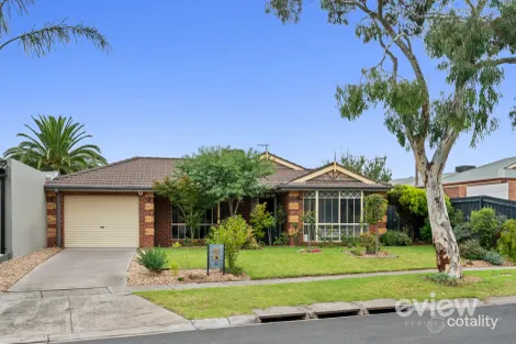 12 Hawthorn Dr, Hoppers Crossing, VIC 3029