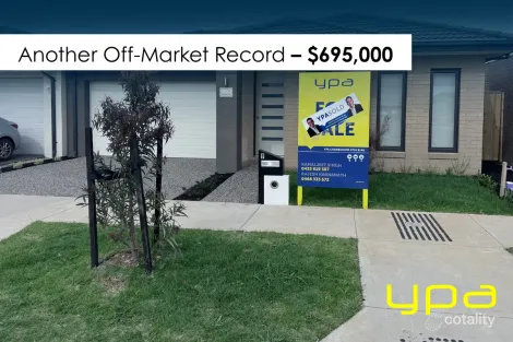 9 Bambusa Way, Clyde North, VIC 3978