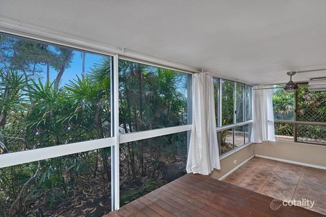 Property photo of 2/39 Arlington Esplanade Clifton Beach QLD 4879