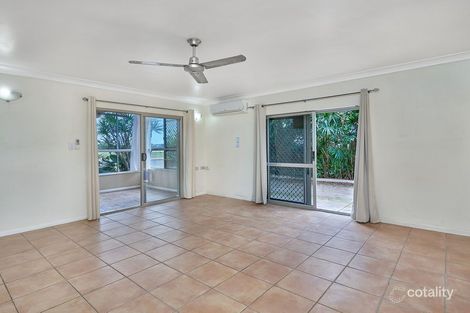 Property photo of 2/39 Arlington Esplanade Clifton Beach QLD 4879