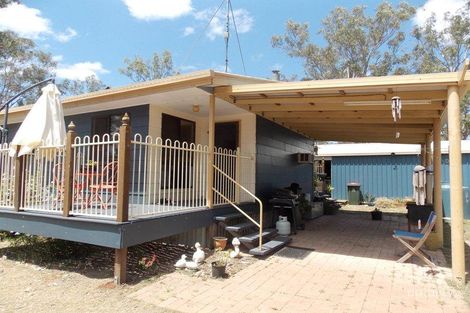89 George St, Nanango, QLD 4615