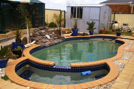 17 La Coruna Gdns, Point Cook, VIC 3030