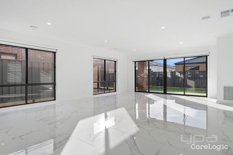 Property photo of 59 Stonehenge Drive Cobblebank VIC 3338