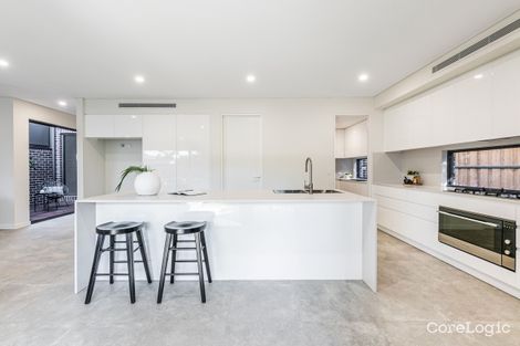 Property photo of 49D Fishburn Crescent Castle Hill NSW 2154