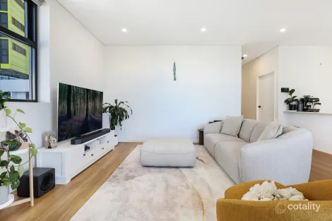 202/31 Atchison St, Wollongong, NSW 2500