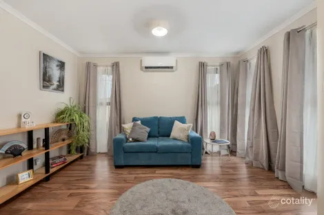 Property photo of 1/21 Osmund Crescent Christie Downs SA 5164