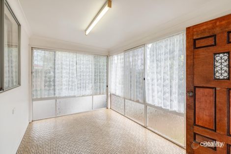 Property photo of 16 McIntyre Street Centenary Heights QLD 4350