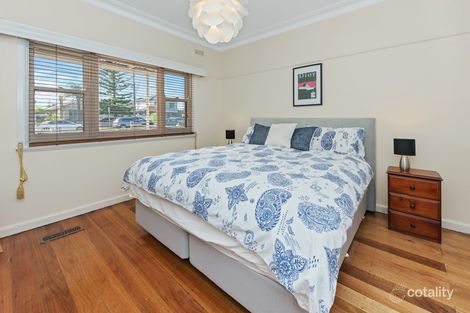 Property photo of 9 Boldrewood Parade Reservoir VIC 3073