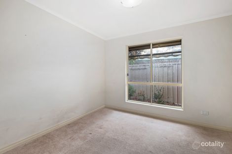 Property photo of 26 Penrith Court Mitchell Park SA 5043