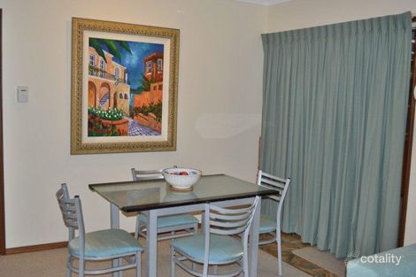 Property photo of 2/10 Floribunda Close Warabrook NSW 2304