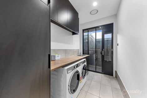 Property photo of 10 Sam Circuit Angle Vale SA 5117