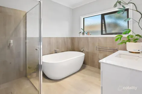 Property photo of 87 Cambridge Drive Mansfield VIC 3722