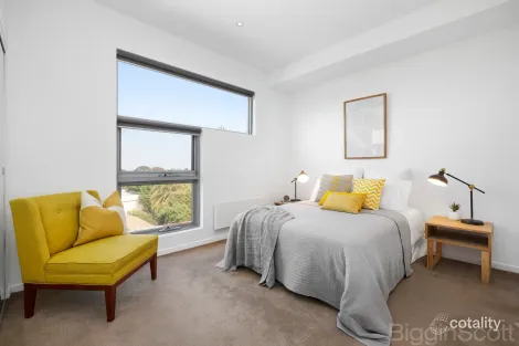Property photo of 2/2A Rusden Street Elsternwick VIC 3185