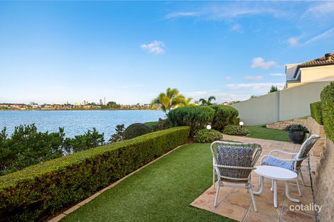 Property photo of 92 Sir Bruce Small Boulevard Benowa QLD 4217