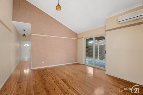 Property photo of 14 Chaucer Street Wetherill Park NSW 2164
