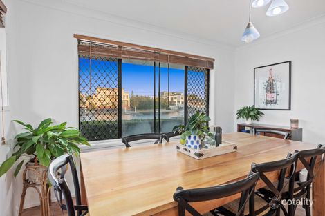 Property photo of 46 Gretel Drive Mermaid Waters QLD 4218