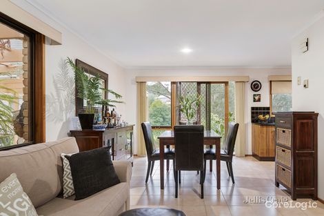 Property photo of 2 Kirwin Avenue Eltham VIC 3095