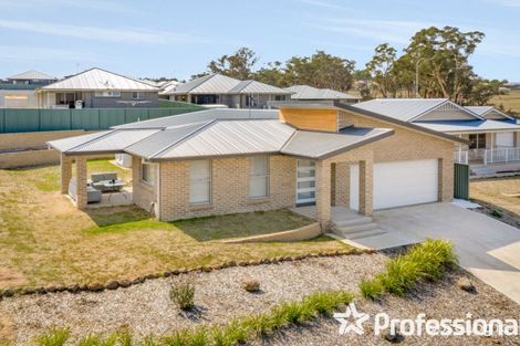 Property photo of 36 Governors Parade Windradyne NSW 2795