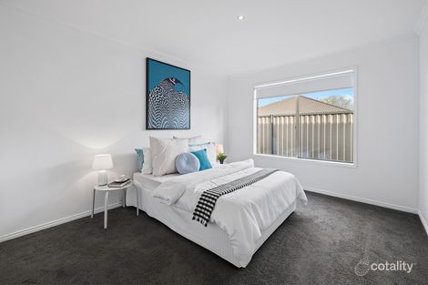 Property photo of 198 Thames Boulevard Tarneit VIC 3029