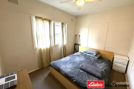 Property photo of 9 Coral Way West Bathurst NSW 2795