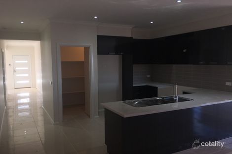 Property photo of 101 Claret Ash Boulevard Harkness VIC 3337