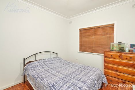 Property photo of 11 Killara Avenue Mount Austin NSW 2650