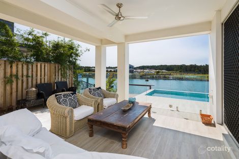 Property photo of 20 Northwater Drive Hope Island QLD 4212