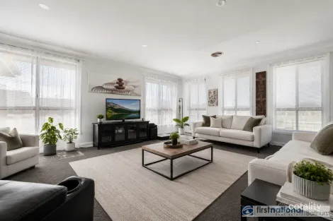 19 Maxwell Dr, Eglinton, NSW 2795