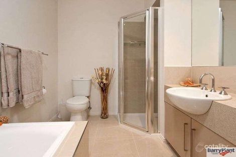 Property photo of 9 Mount View Court Frankston VIC 3199