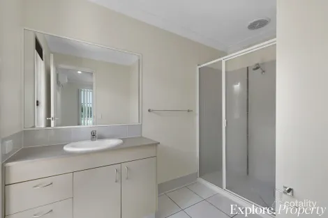 Property photo of 21 Trinity Parade Blacks Beach QLD 4740