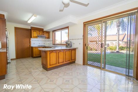 Property photo of 2 Toona Place Bossley Park NSW 2176