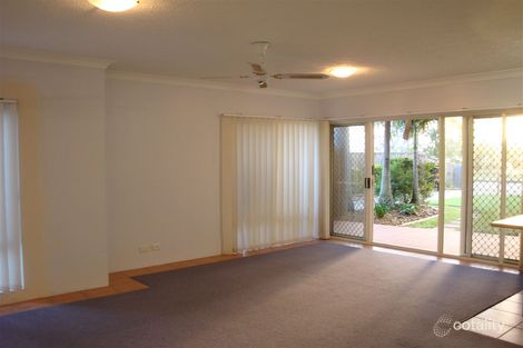 Property photo of 2/42 Oyster Point Esplanade Scarborough QLD 4020